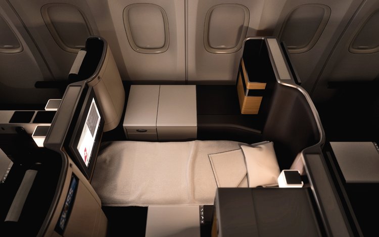 swiss airlines business class seat at full flatbed position